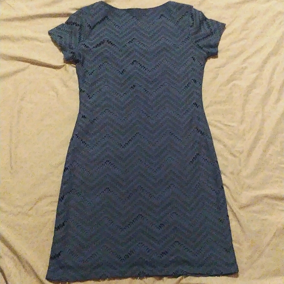 Tiana B. Blue Small Lace Cocktail Fitted Dress - Picture 2 of 3